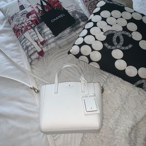 Kate spade white bag💖